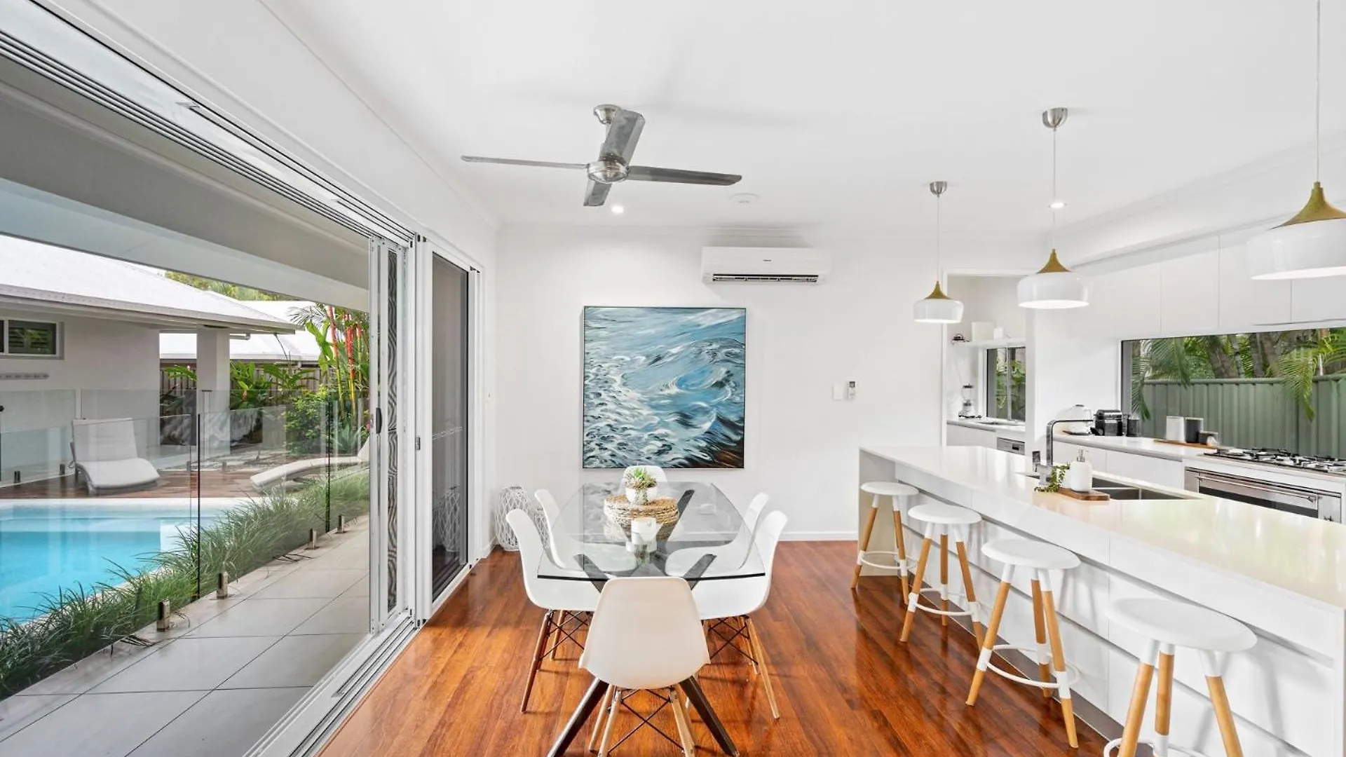 Belle Escapes - Namaste, Oasis In Palm Cove Villa