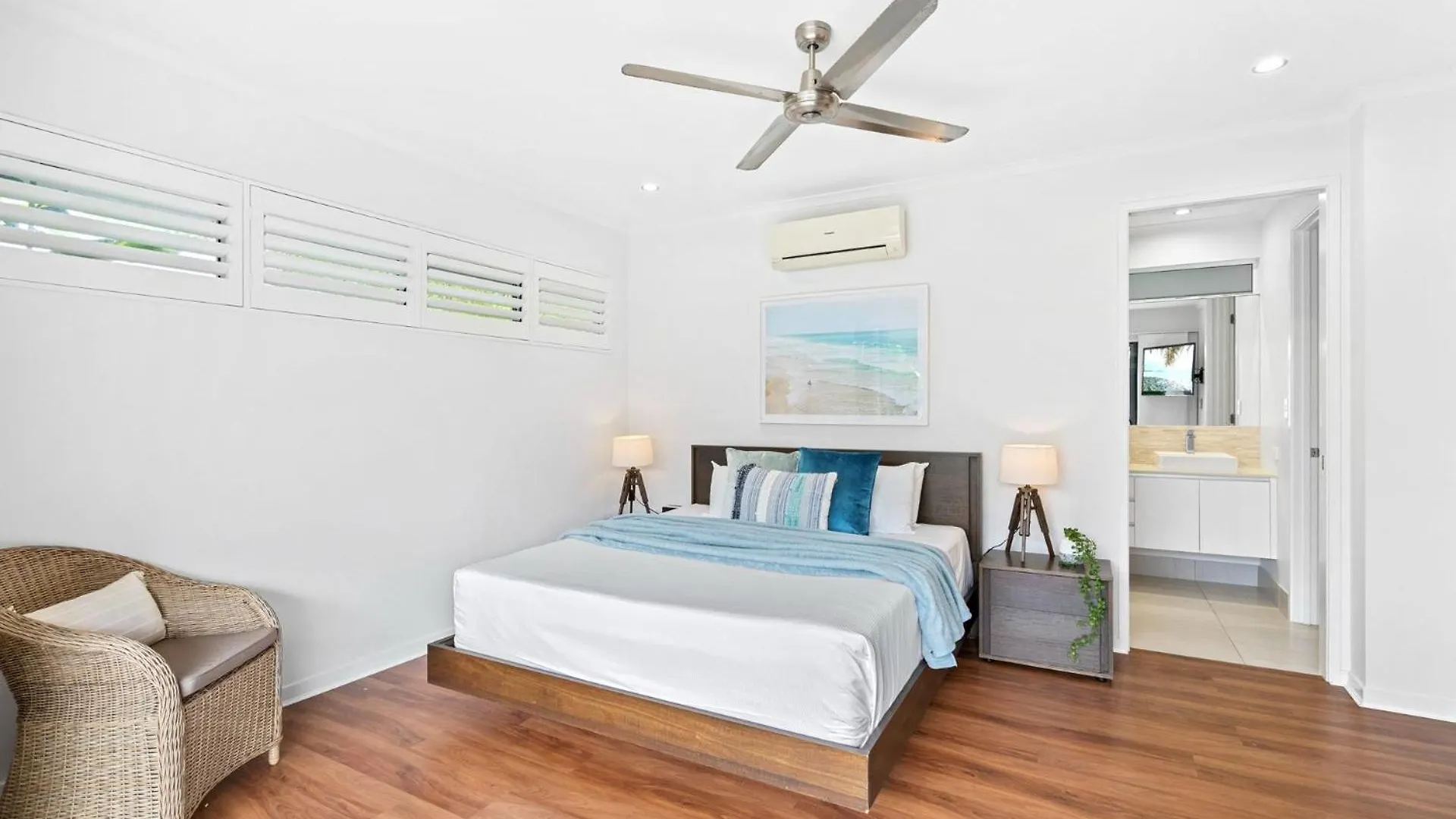 Belle Escapes - Namaste, Oasis In Palm Cove Villa