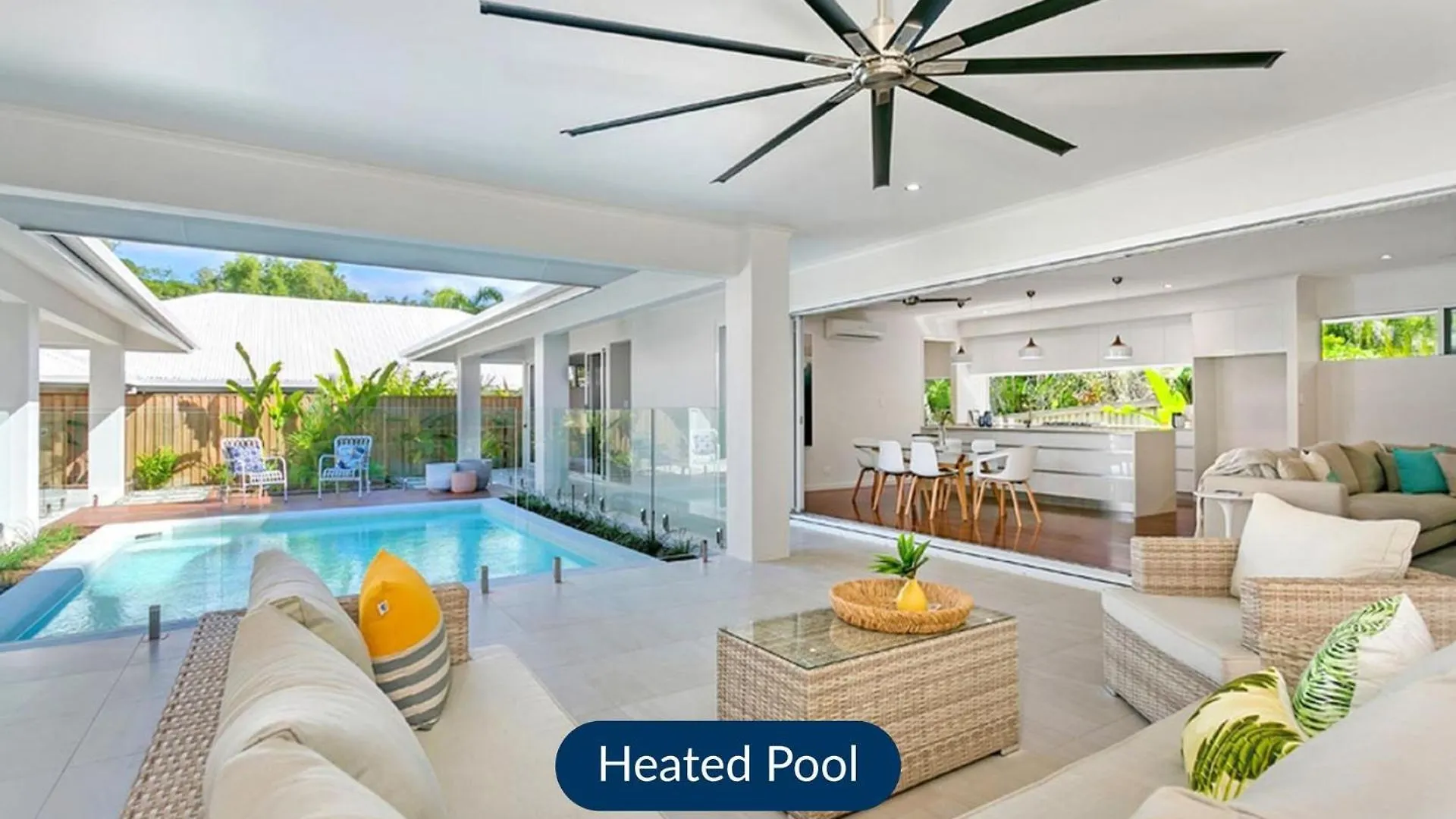 Belle Escapes - Namaste, Oasis In Palm Cove Villa Holiday home